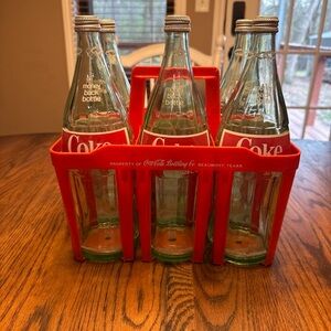 Vintage Coca Cola Clear Glass Bottles with Bright Red Carrier 1978